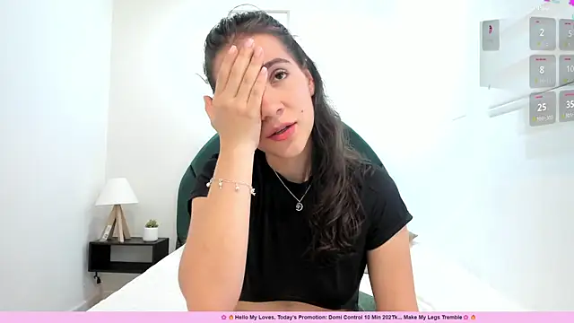 Živý XXX chat Miranda_doll_