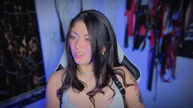 Guxplo_のライブXXXチャット