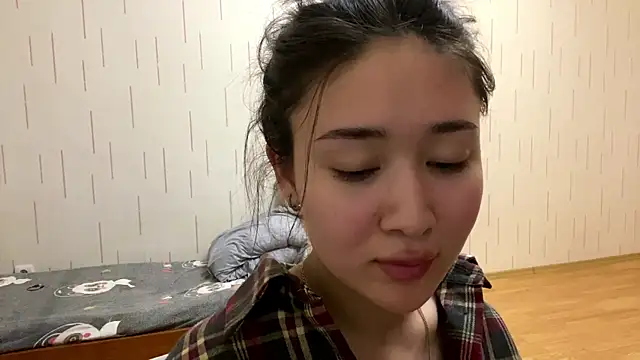 YourMiIa Chat XXX live