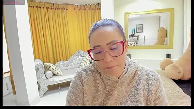 Chat +18 de gaby_trent ao vivo