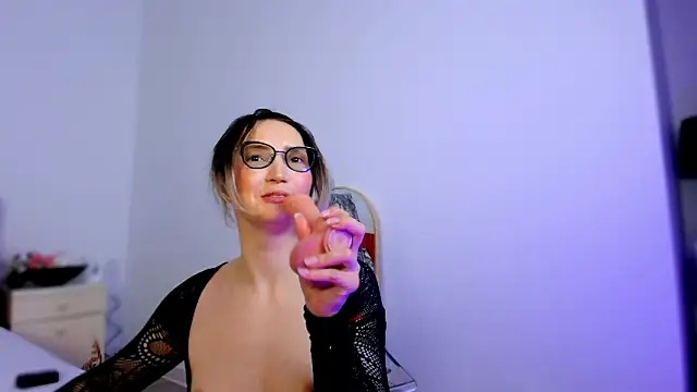 Chatroom XXX en direct de CharmingAnnie