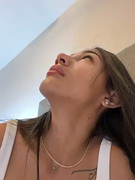 cata_777 Chat XXX in diretta