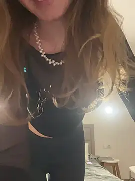 Margo2's Live XXX Chat