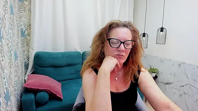 LeaPure Obrolan Langsung XXX