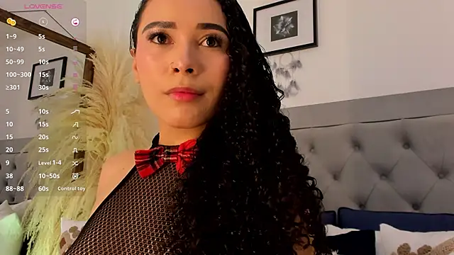 susan_cute198 Adlı Modelin Canlı XXX Sohbeti