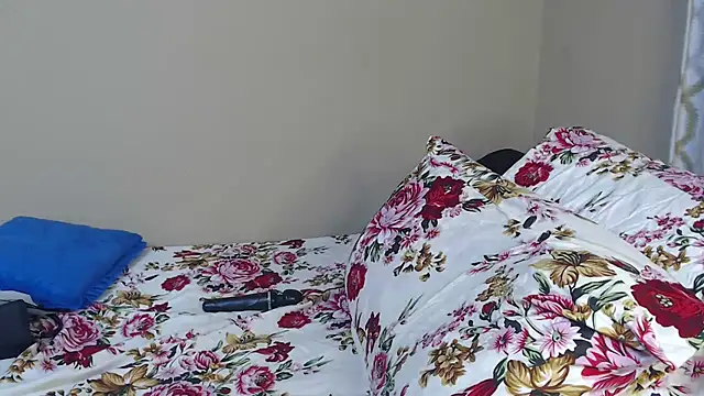 YummyMelanin117's Live XXX Chat