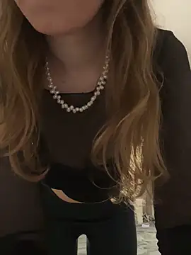 Margo2 Adlı Modelin Canlı XXX Sohbeti