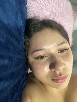 Dulce_maria3t – Naživo XXX chat