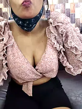 BlushingBunny_'s Live XXX Chat