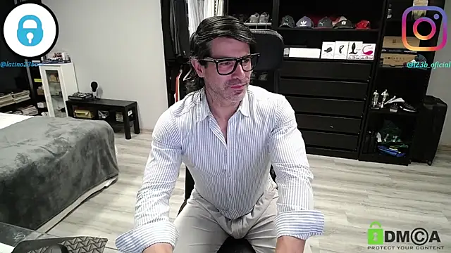 Show webcam de latinoo23bom