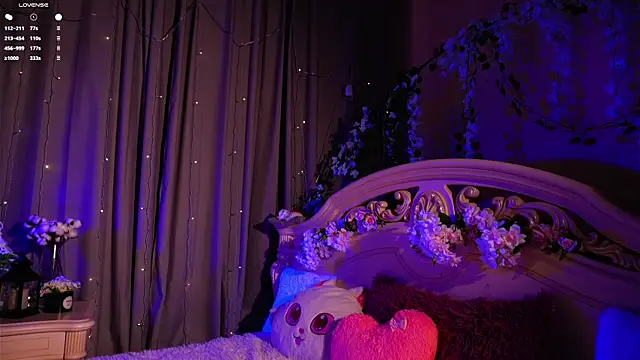 EdlinAlliston Live XXX-Chat