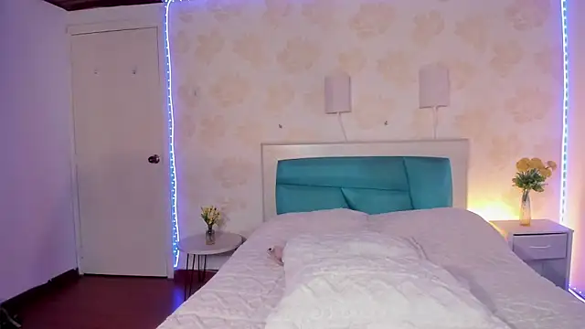 roxie_wild Live XXX-Chat