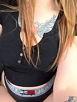 Luna_Lynn Chat XXX in diretta