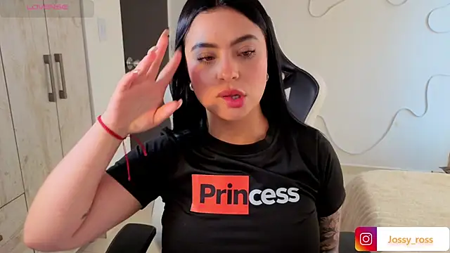 Chatroom XXX en direct de Victoryyy_