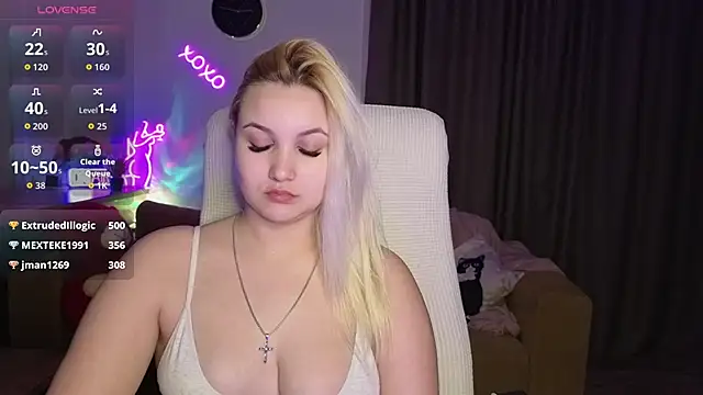 adrelaxina's Live XXX Chat