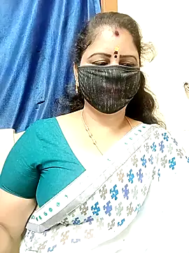 sushma26 Show in webcam