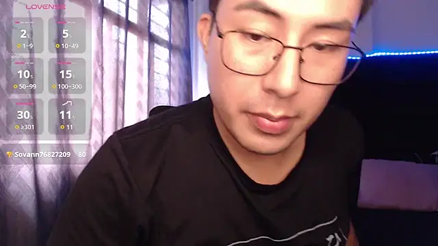 andrewmhilton_ webkamerás műsora