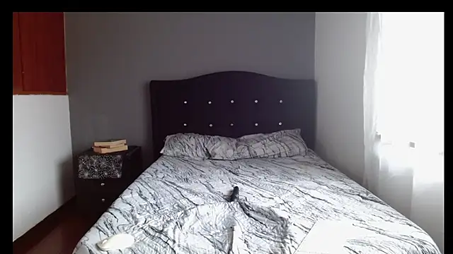 Emilia_1995: απευθείας συνομιλία ΧΧΧ