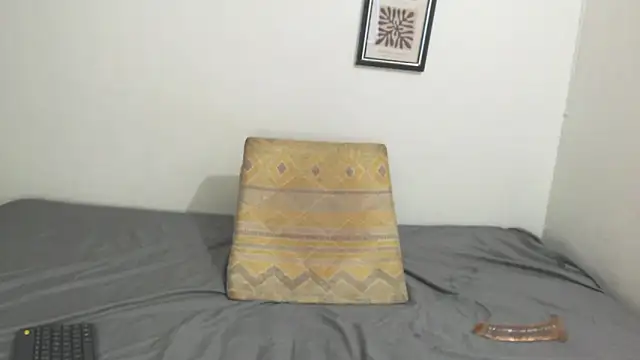 Chat +18 de Nikki__uwu ao vivo