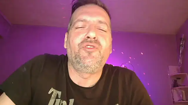 matrikes1 Live XXX-Chat