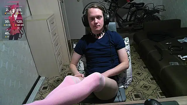 Shad0wFemb0y Chat XXX in diretta