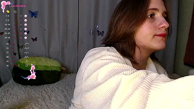 Онлайн чат XXX Phantommira