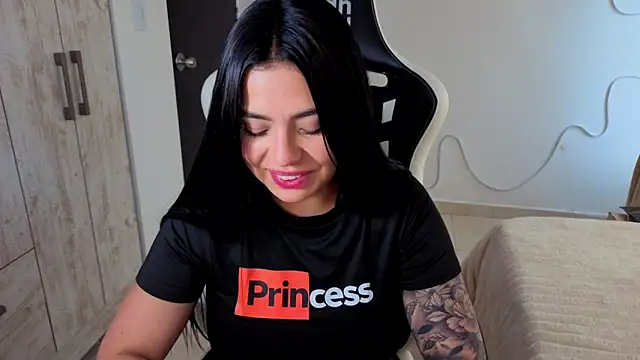 Victoryyy_ live XXX chat