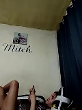 sexymitchyx24 网络视讯表演