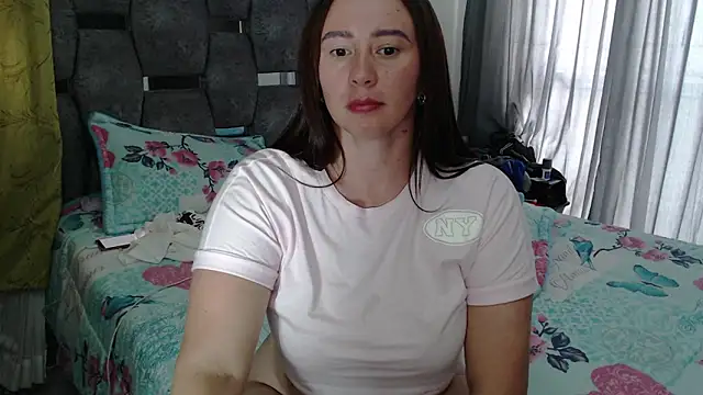 sara_hott_1 – Naživo XXX chat