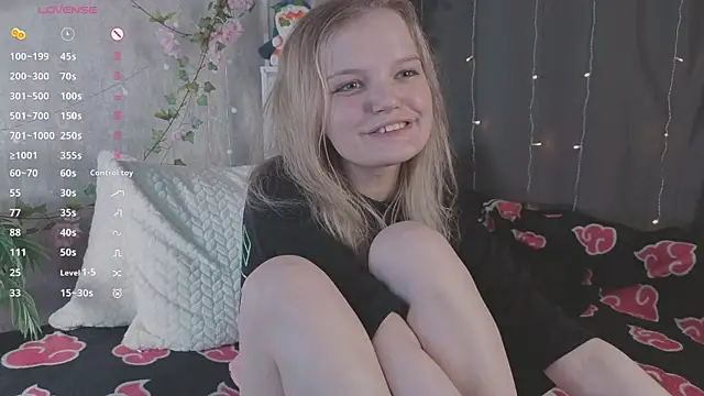 MicheleHonas' Live XXX Chat