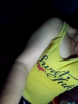 Chatroom XXX en direct de vangkt-cute