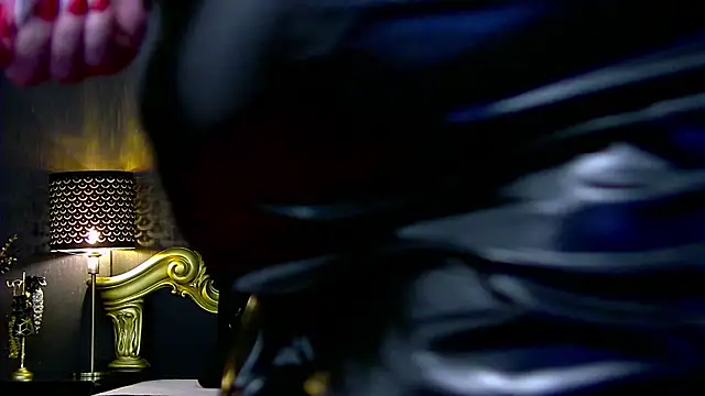 GeorgiaLerox Adlı Modelin Canlı XXX Sohbeti