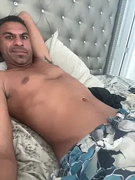 ZF-Athlete's Live XXX Chat