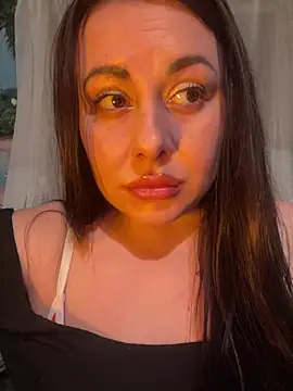 DaisyStreet's Live XXX Chat