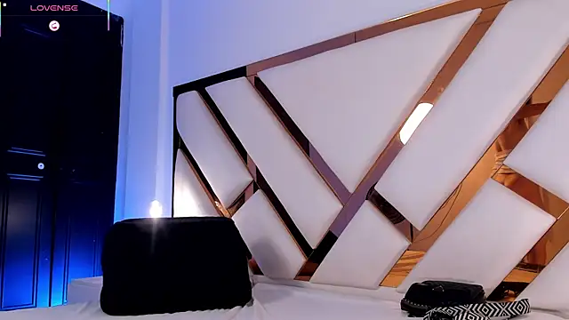 Aron_cruz Webcam Show