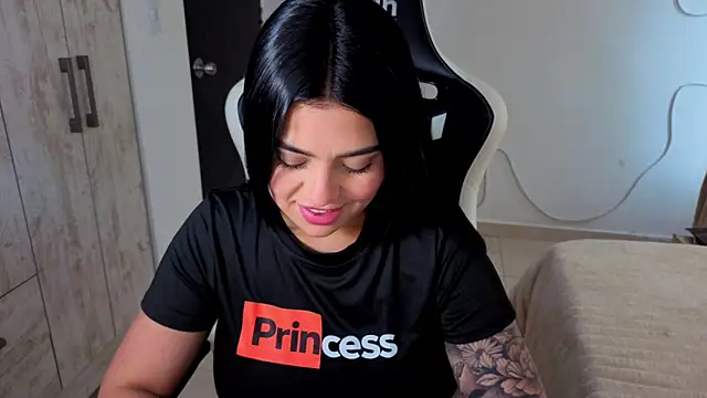 دردشة Victoryyy_ الجنسية المباشرة