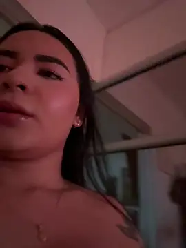 Czat XXX na żywo – jailyncam_