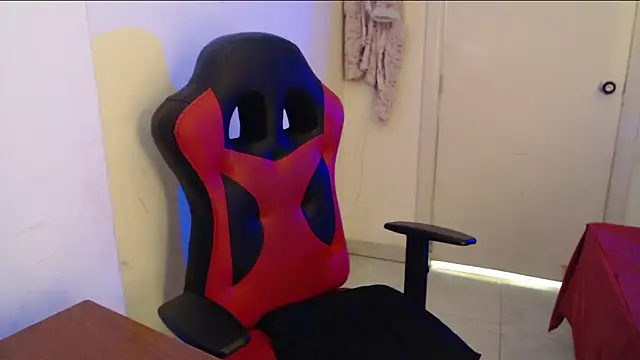 MaximesexのライブXXXチャット