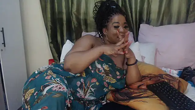 Foxybrownxx1 Adlı Modelin Canlı XXX Sohbeti