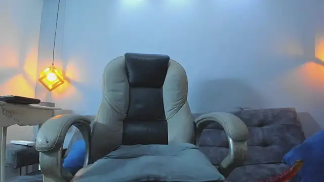 Czat XXX na żywo – Eross_Santy