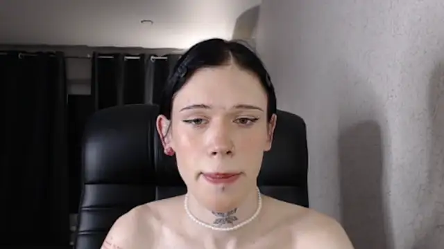 polimun 即時 XXX 聊天