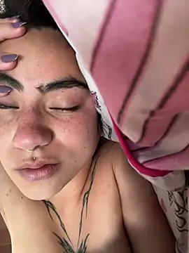 Lia_Moon_Official Live XXX-Chat