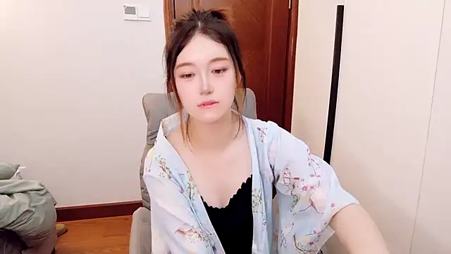 onnina Adlı Modelin Canlı XXX Sohbeti