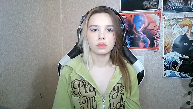 MilaTyan Chat XXX in diretta