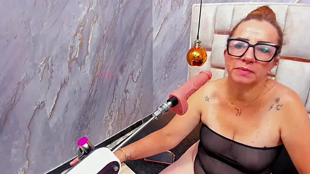 Milf_Drip Chat XXX in diretta