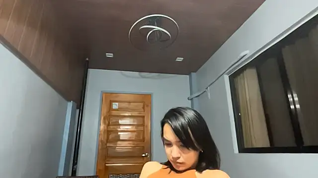 NoreenPierotti Chat XXX in diretta