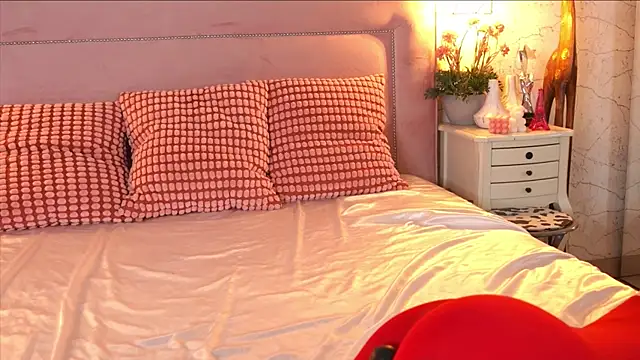 ChannelAngeless live XXX chat