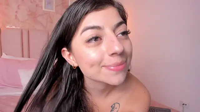 anntonella_watson Adlı Modelin Canlı XXX Sohbeti