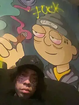 baby_young: διαδικτυακό σόου στην κάμερα