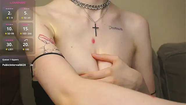 ToyaPletz's Live XXX Chat